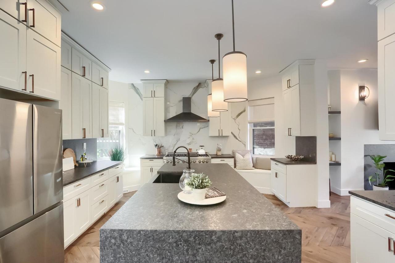 Newly Renovated Victorian Gem Perfect Space For Family Vacations! Pittsburgh Exteriér fotografie