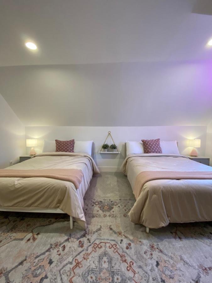 Newly Renovated Victorian Gem Perfect Space For Family Vacations! Pittsburgh Exteriér fotografie